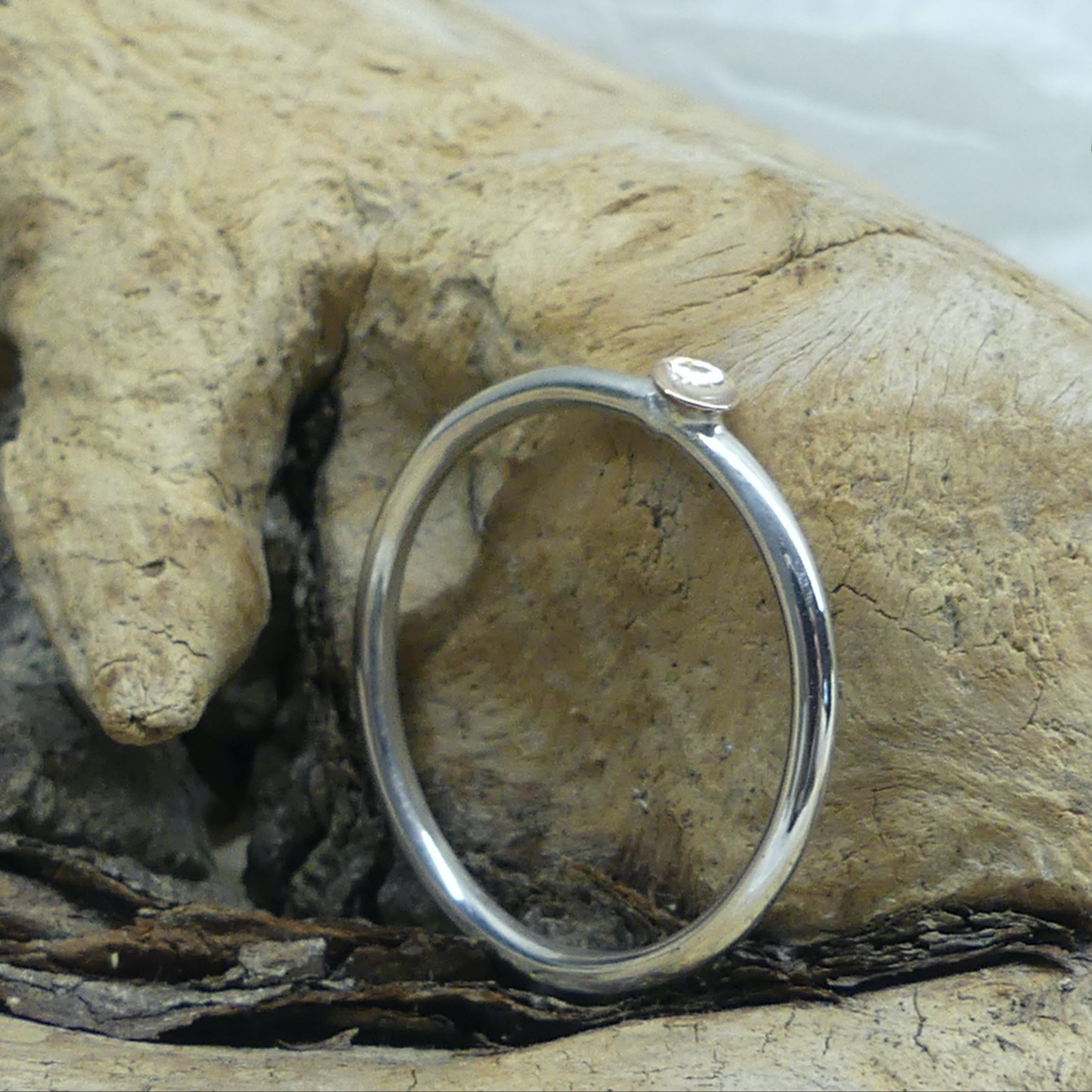 Ring mit Schale