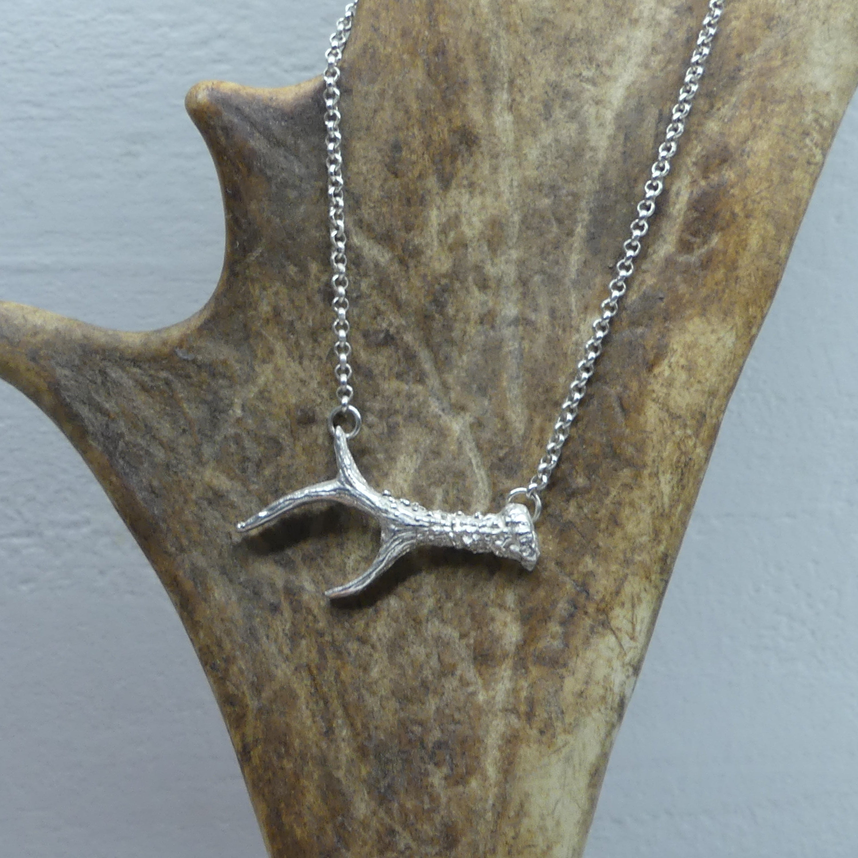 Damenkette "Rehbock"