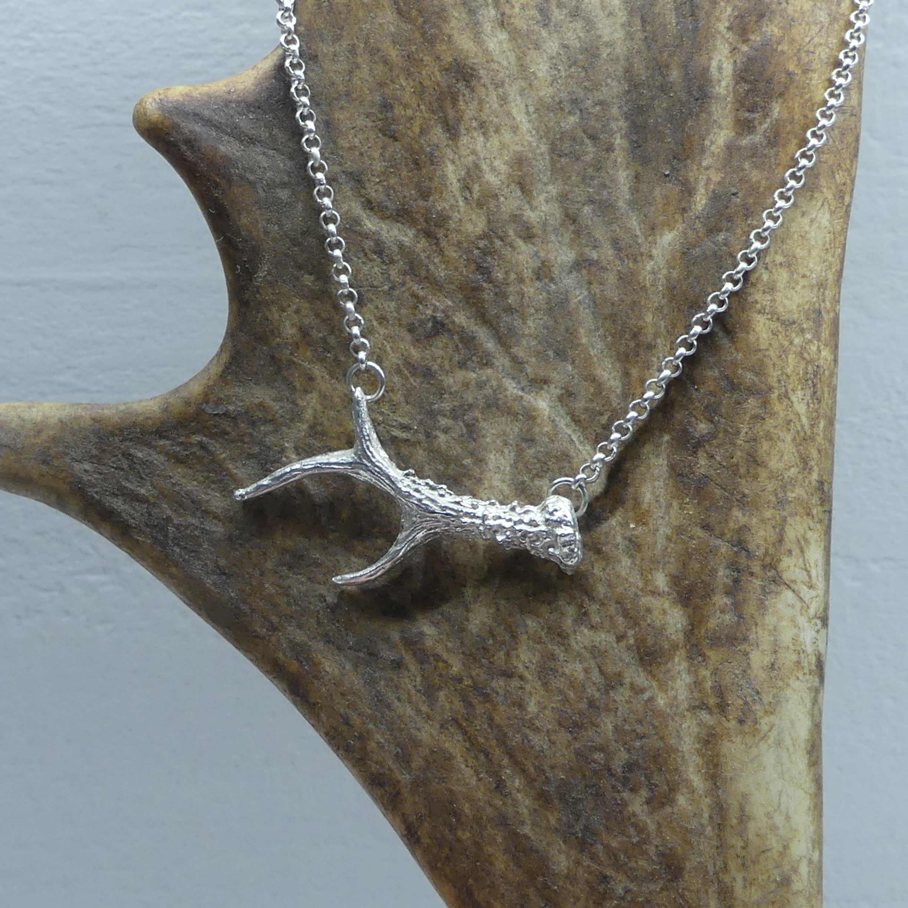 Damenkette "Rehbock"