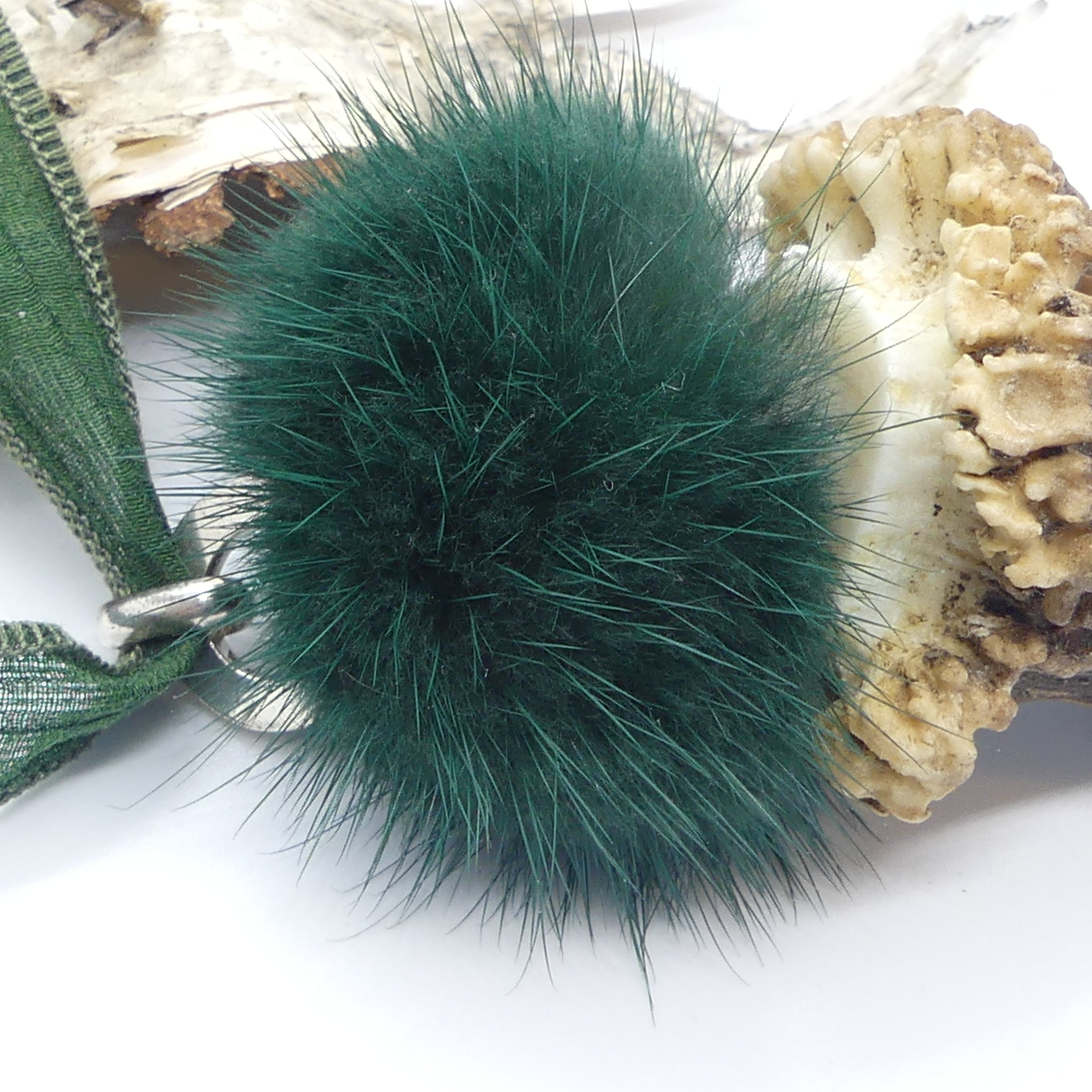 Seidenkette Bock meets Nerz "dark green"