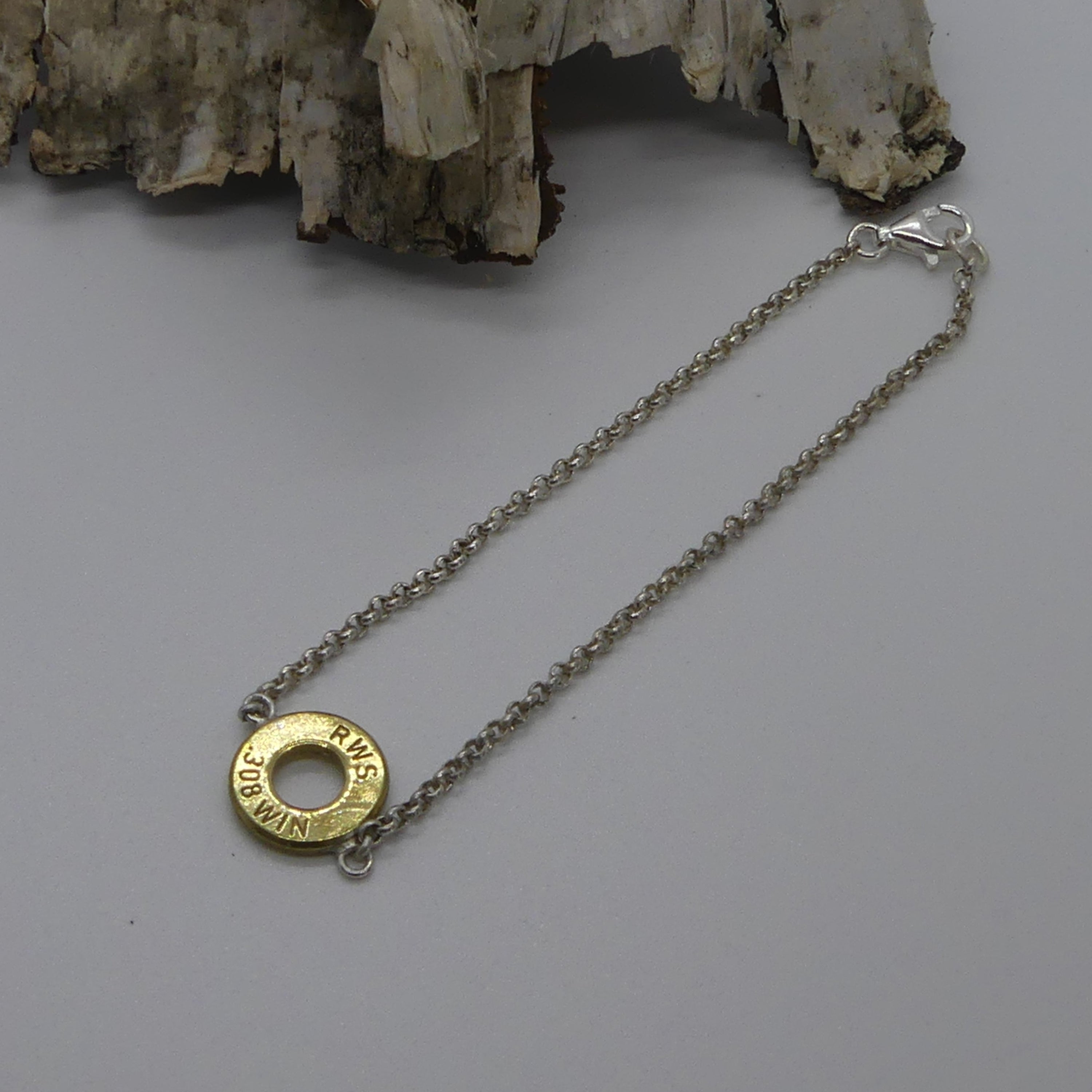 Armband mit Hülsenboden